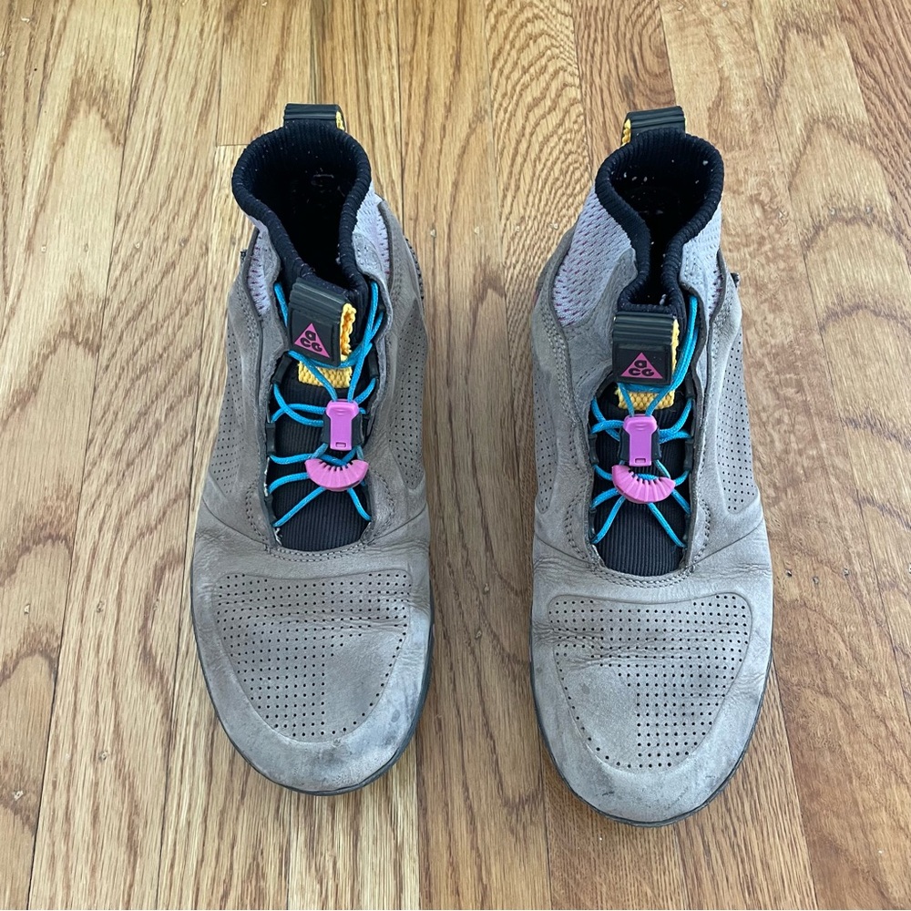 Nike ACG Ruckle Ridge Hiking Shoes Size US 6.5